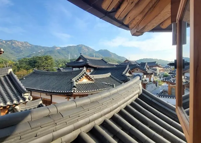 Chaehyodang Hanok
