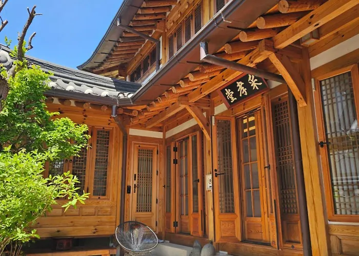 Chaehyodang Hanok